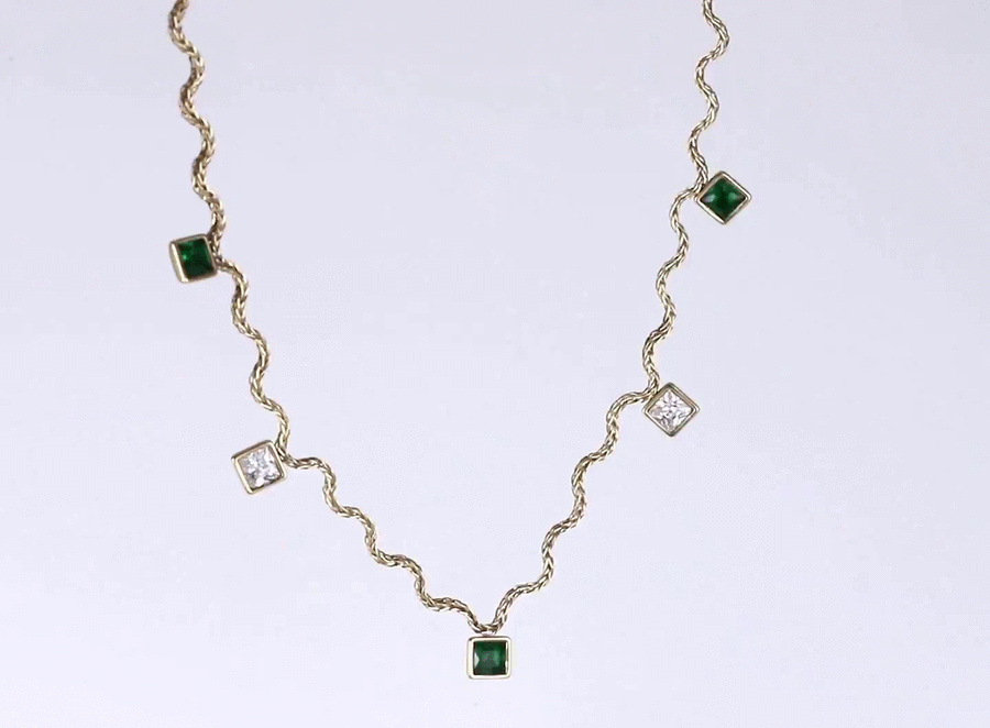 NSS1105 STAINLESS STEEL WAVY CHAIN NECKLACE WITH SQUARE CHARM