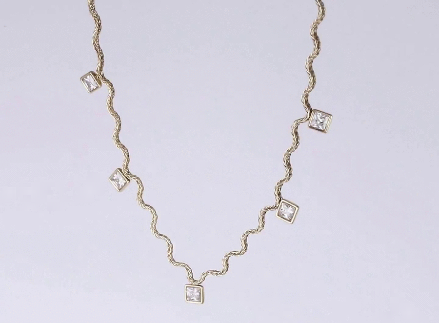 NSS1105 STAINLESS STEEL WAVY CHAIN NECKLACE WITH SQUARE CHARM