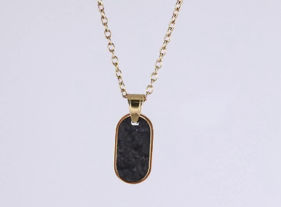 PSS1275 STAINLESS STEEL OVAL PENDANT WITH FORGED CARBON