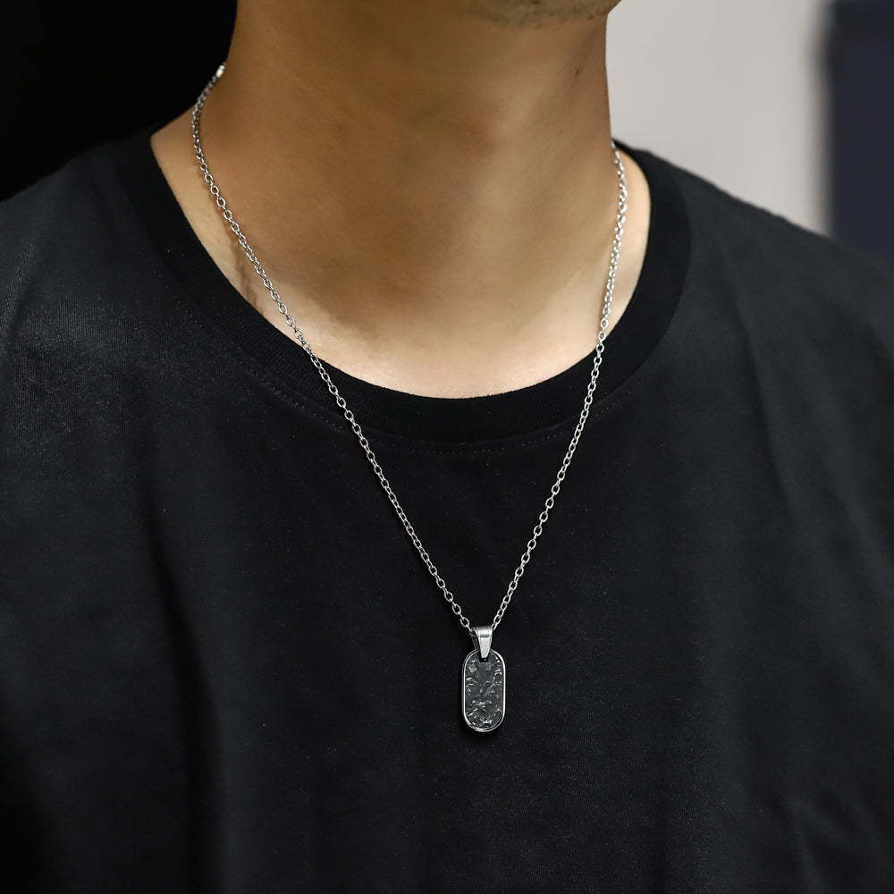 PSS1275 STAINLESS STEEL OVAL PENDANT WITH FORGED CARBON