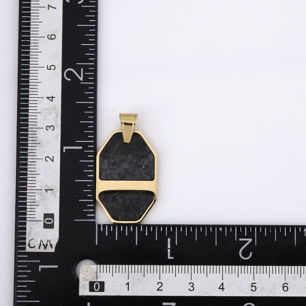 PSS1276 STAINLESS STEEL PENDANT WITH FORGED CARBON