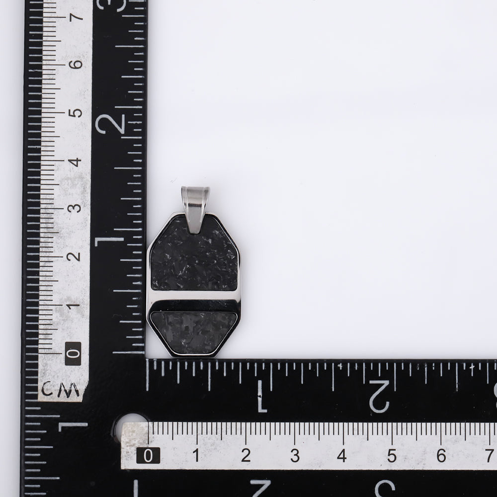 PSS1276 STAINLESS STEEL PENDANT WITH FORGED CARBON