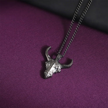 PSS1310 STAINLESS STEEL PENDANT WITH OX HEAD DESIGN