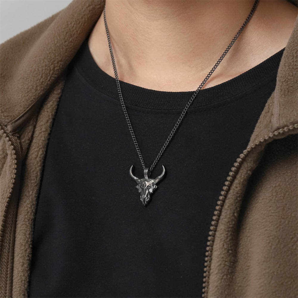 PSS1310 STAINLESS STEEL PENDANT WITH OX HEAD DESIGN