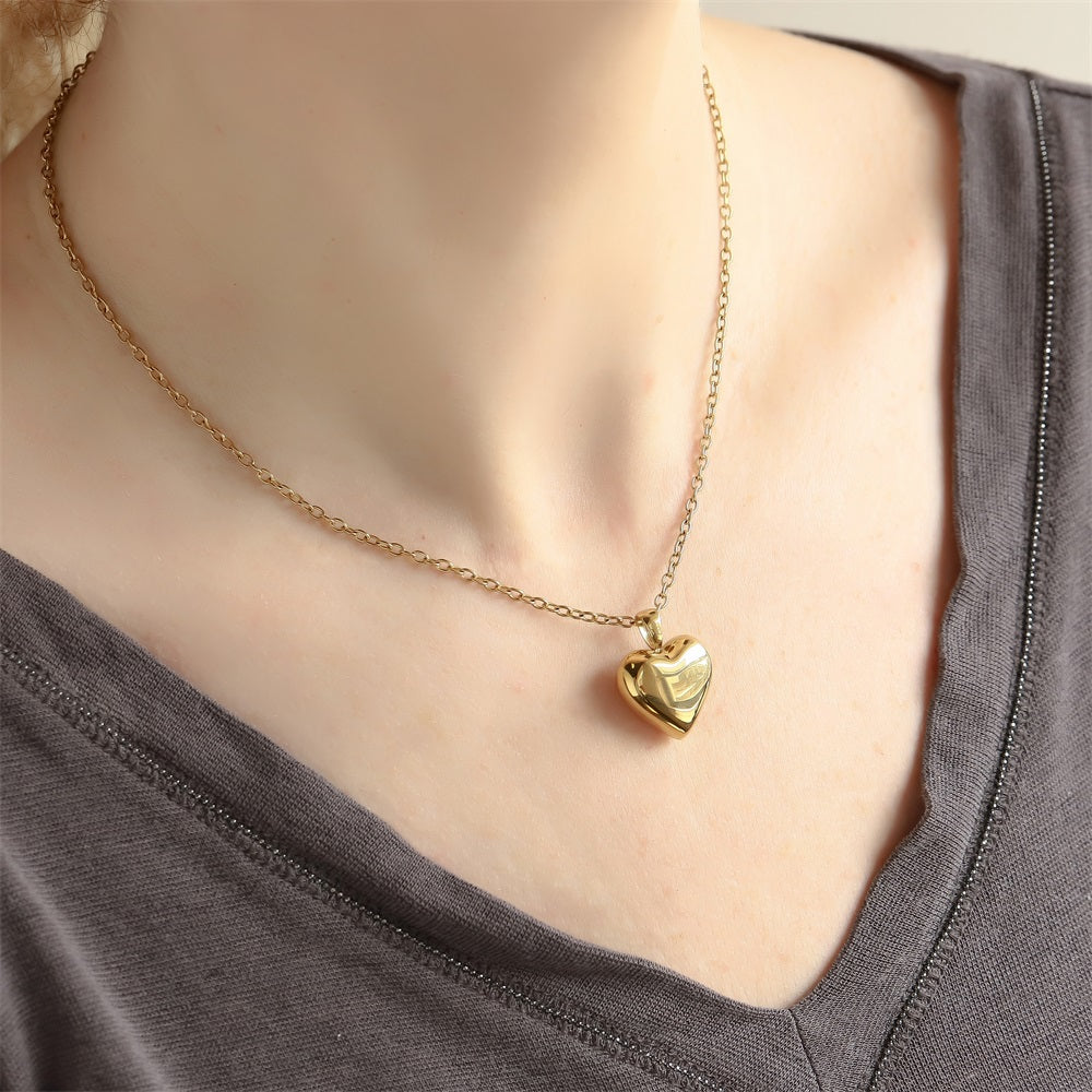PSS1318 STAINLESS STEEL HOLLOW HEART PENDANT
