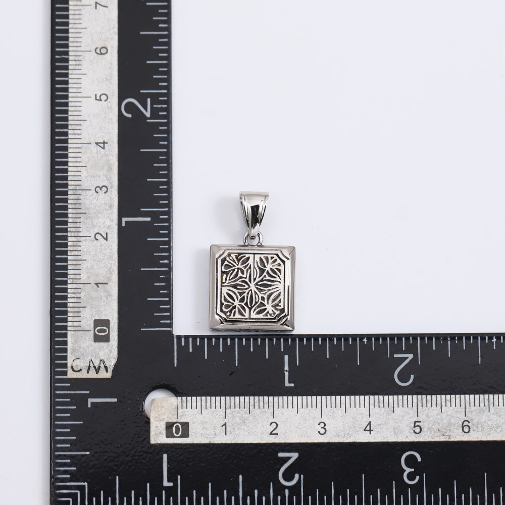 PSS1321 STAINLESS STEEL PENDANT IN SQUARE SHAPE