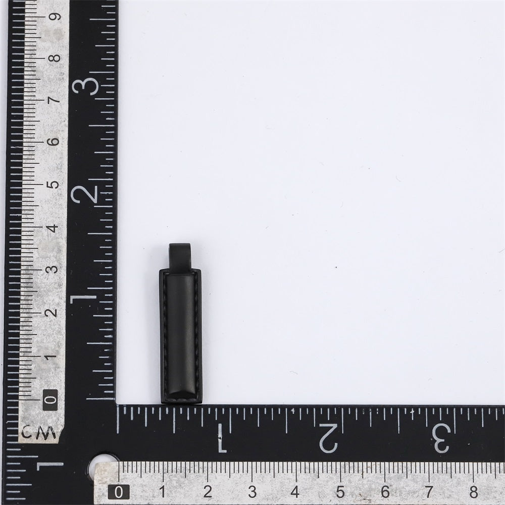PSS1324 STAINLESS STEEL LEATHER LOOKING PENDANT