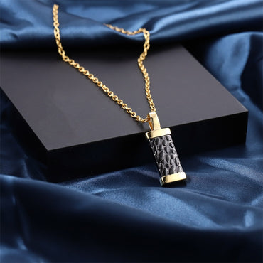 PSS1325 STAINLESS STEEL LEATHER LOOKING PENDANT WITH TWO TONE COLOR