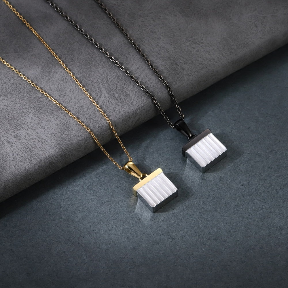 PSS1338 STAINLESS STEEL PENDANT