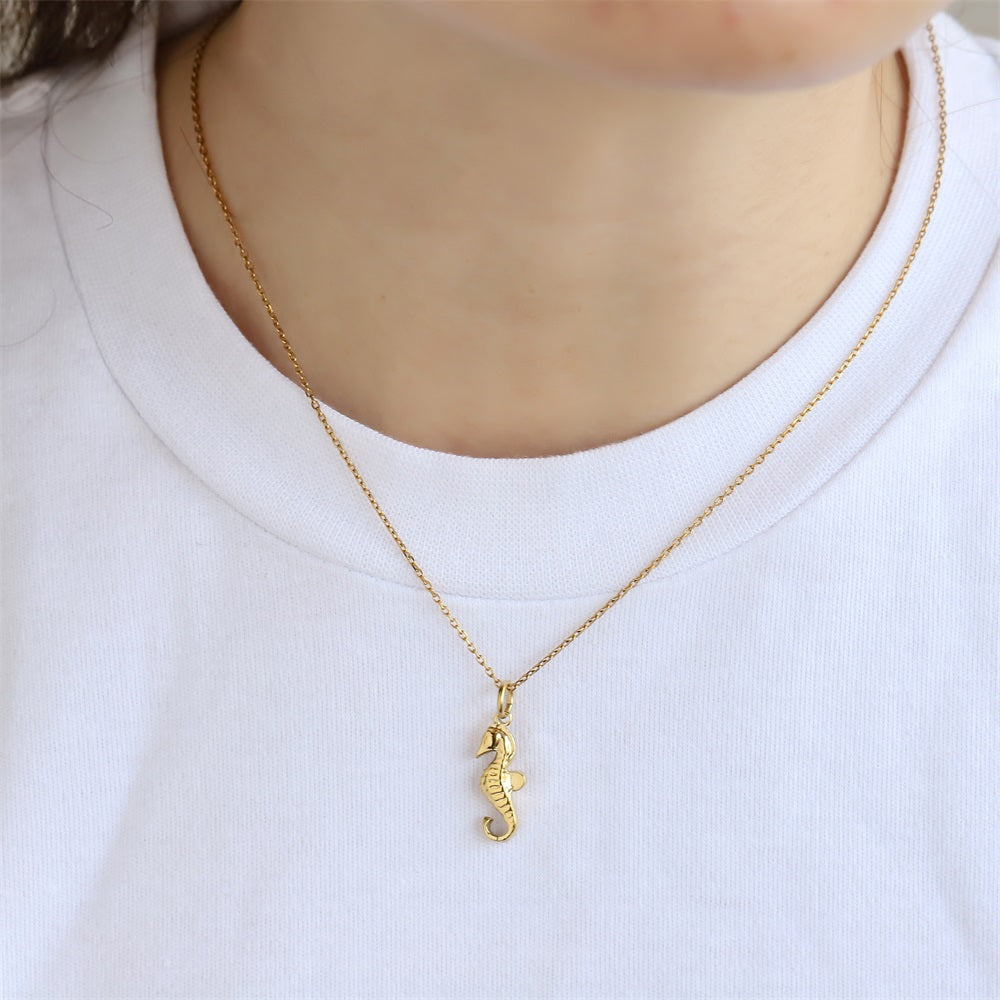 PSS1341 STAINLESS STEEL SEAHORSE PENDANT