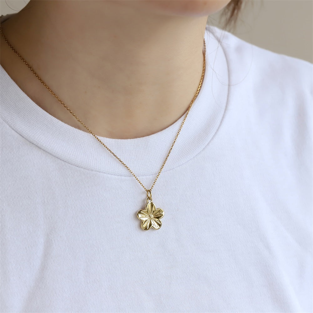 PSS1347 STAINLESS STEEL FLOWER PENDANT