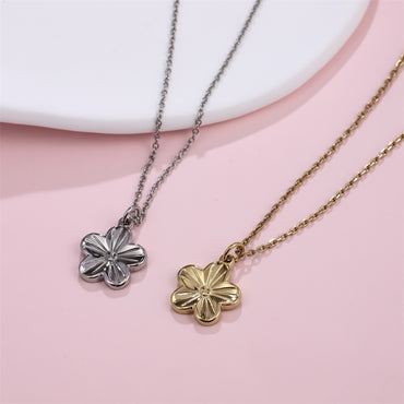 PSS1347 STAINLESS STEEL FLOWER PENDANT