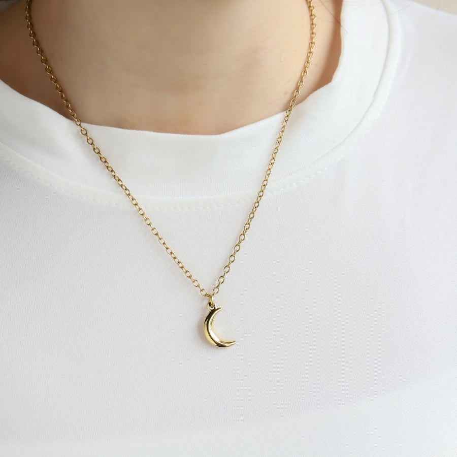 PSS1351 STAINLESS STEEL MOON PENDANT