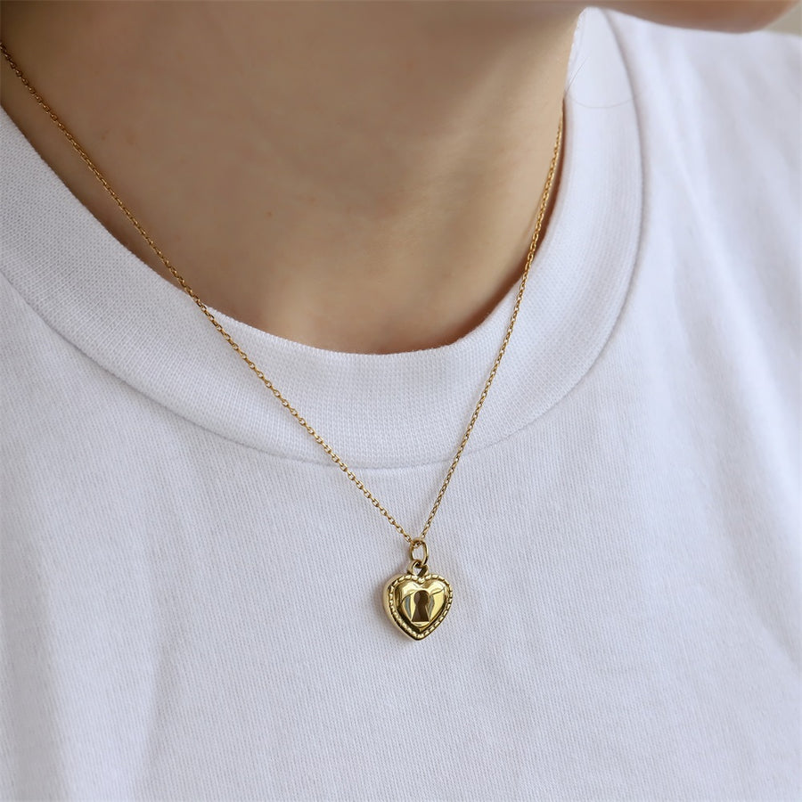 PSS1358 STAINLESS STEEL HEART LOCK PENDANT