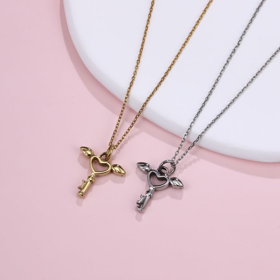 PSS1362 STAINLESS STEEL KEY PENDANT WITH HEART