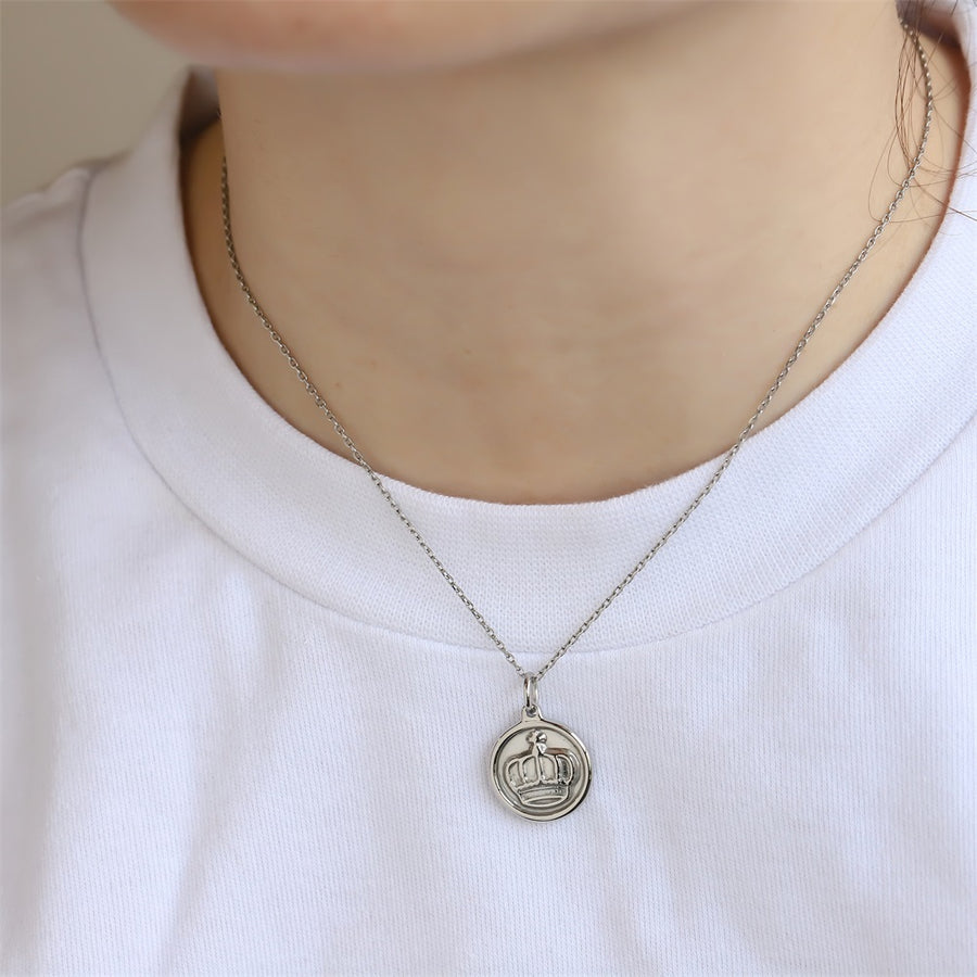 PSS1372 STAINLESS STEEL ROUND PENDANT WITH CROWN