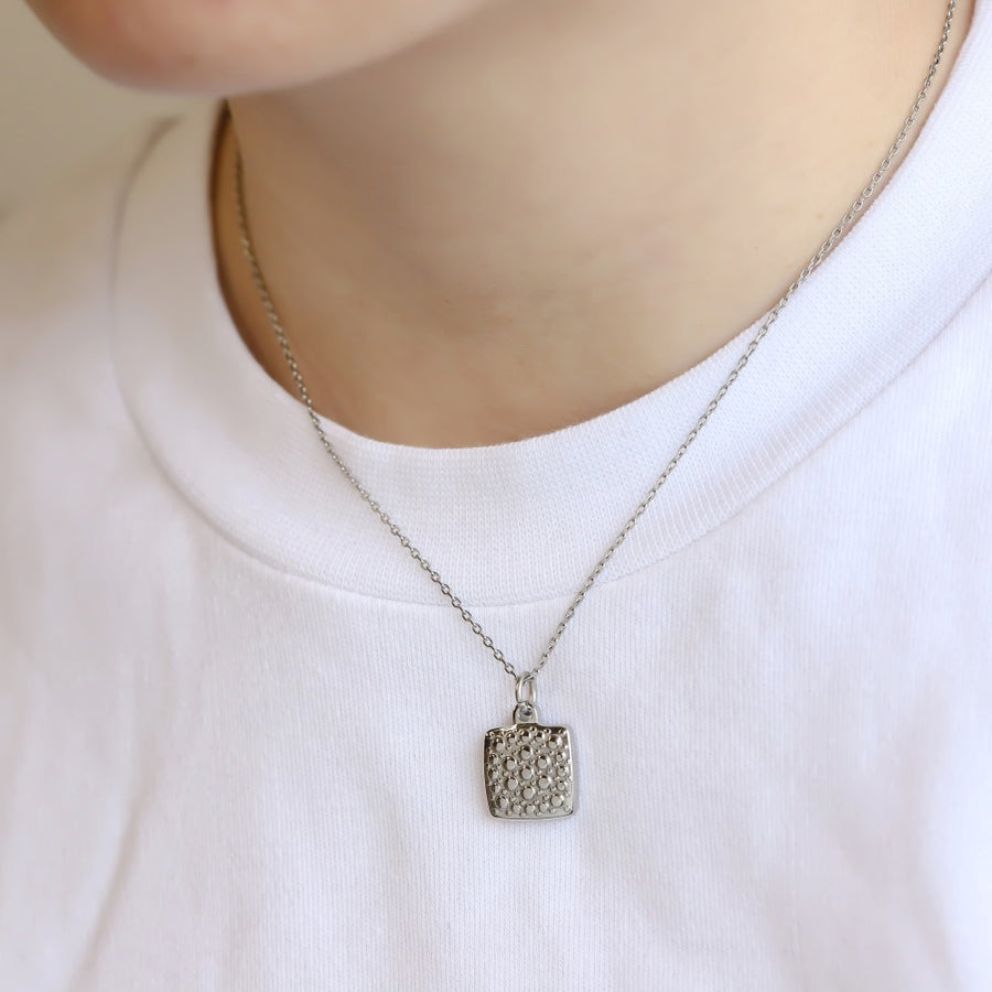 PSS1375 STAINLESS STEEL SQUARE PENDANT WITH BUBBLES