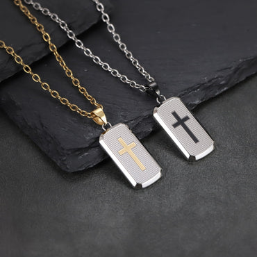 PSS1396 STAINLESS STEEL PENDANT WITH CROSS PATTERN