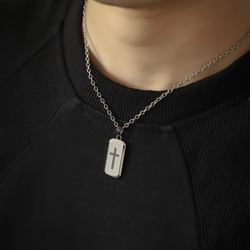 PSS1396 STAINLESS STEEL PENDANT WITH CROSS PATTERN