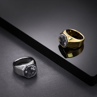 RSS1077 STAINLESS STEEL RING WITH FORGED CARBON AAB CO..