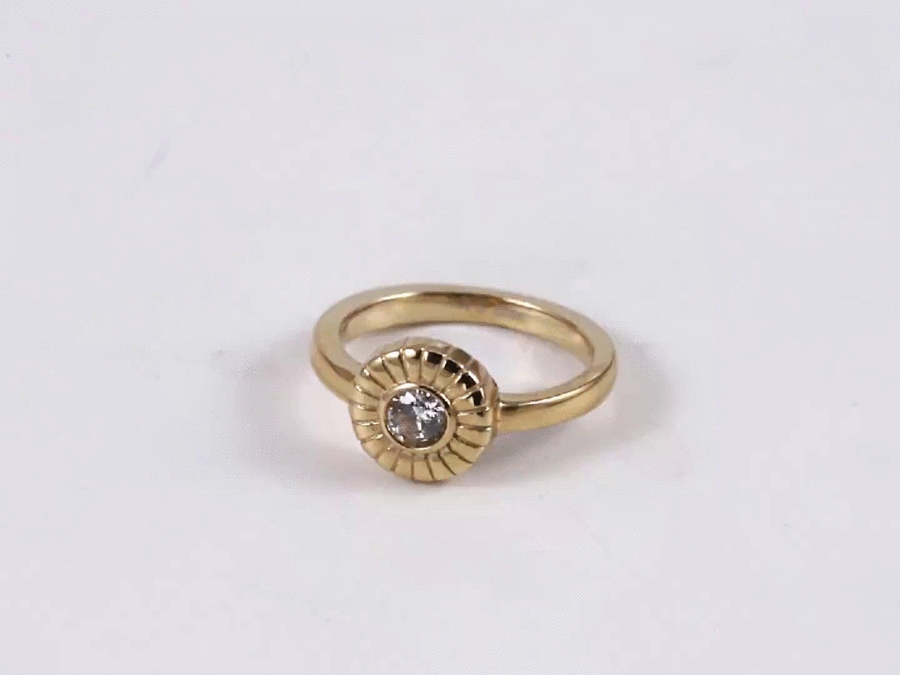 RSS1121 STAINLESS STEEL RING WITH CZ