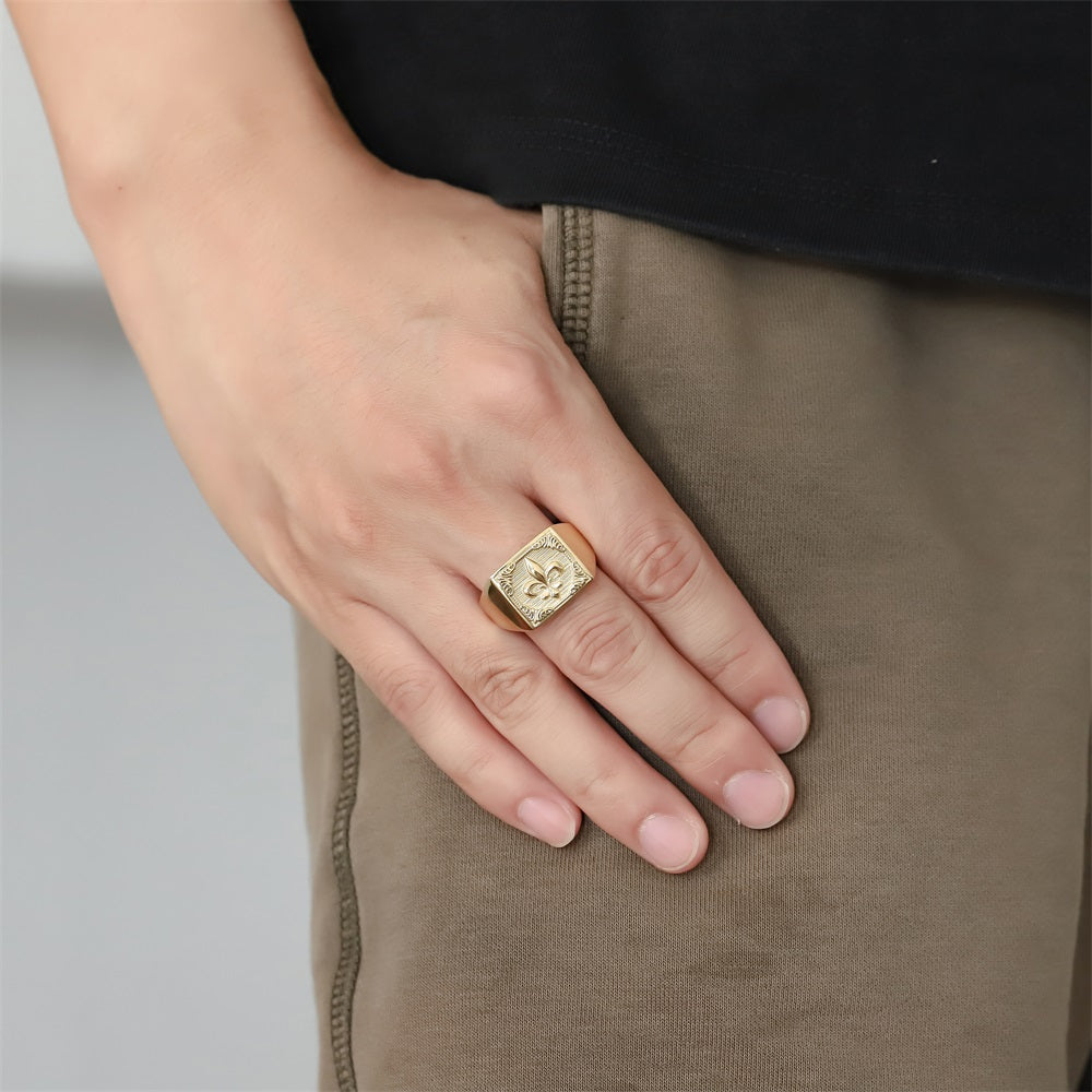 RSS1133 STAINLESS STEEL RING WITH LILY PATTERN