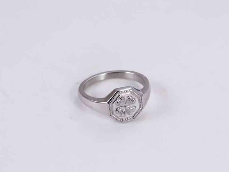 RSS1134 STAINLESS STEEL RING WITH CLOVERS