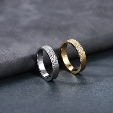 RSS1140 STAINLESS STEEL RING WITH HAMMER EFFECT