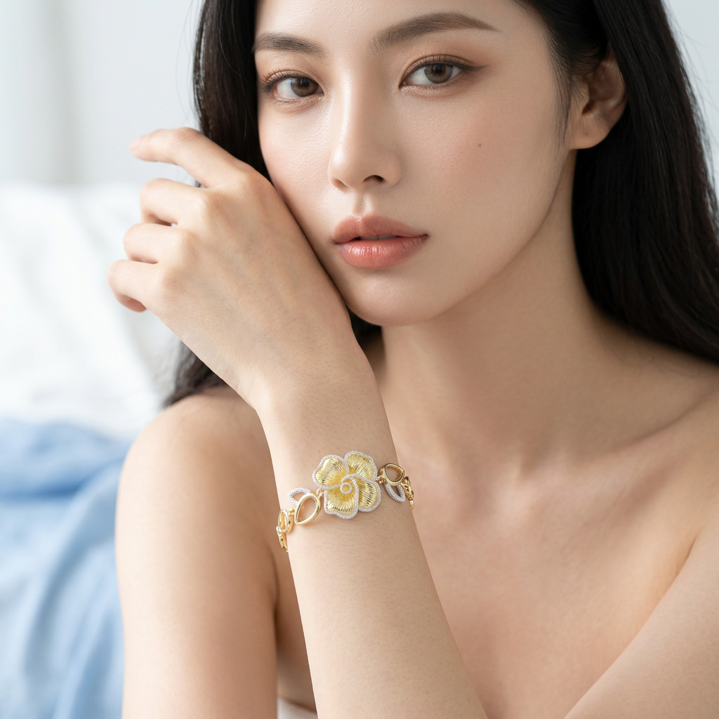TBS147 BASE METAL FLOWER LINK BRACELET