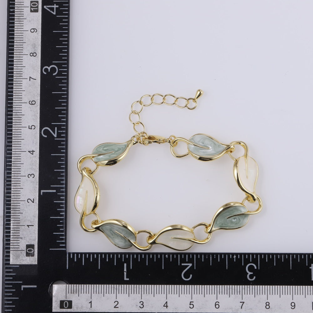TBS153 BASE METAL LEAVE BRACELET