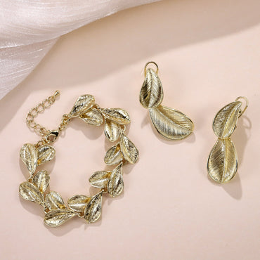 TES129 BASE METAL DOUBLE-LEAF DROP EARRING
