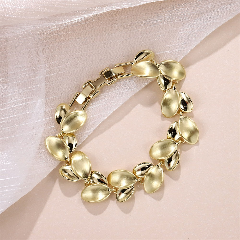 TBS157 BASE METAL OAL LEAF LINK BRACELET