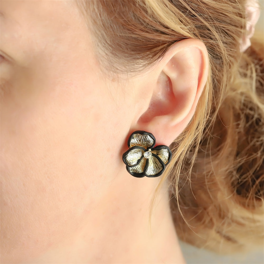 TES65 BASE METAL FLOWER EARRING