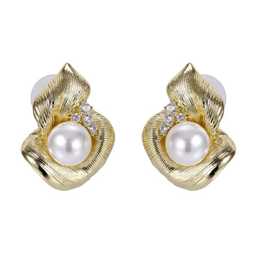 TES69 BRASS TEXTURED LEAF EARRING WITH PEARL&CZ