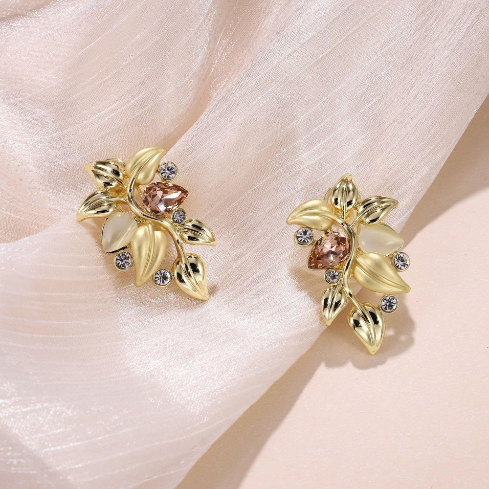TES72 BASE METAL FLORAL EARRING WITH STONE
