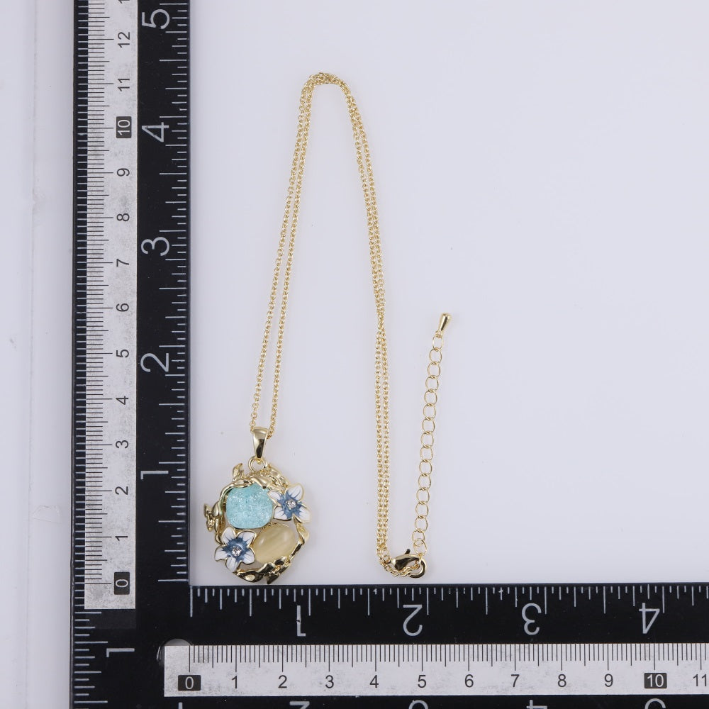 TNS91 BASE METAL NECKLACE WITH FLORAL CHARM