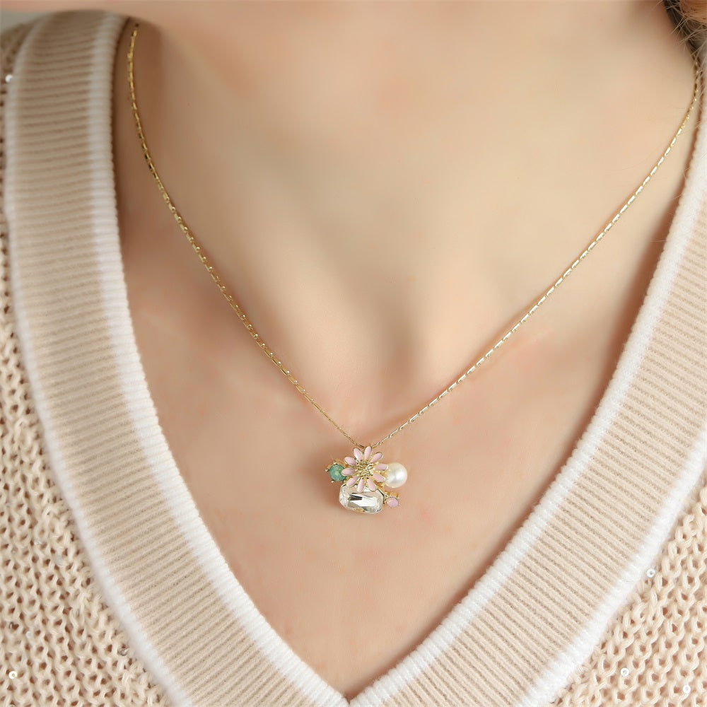 TNS96 BASE METAL NECKLACE WITH FLORAL CHARM