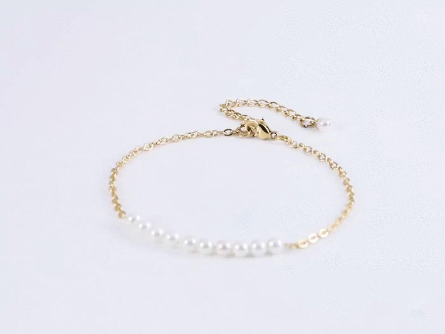 BSS883 STAINLESS STEEL BRACELET WITH SHELL PEARL AAB CO..