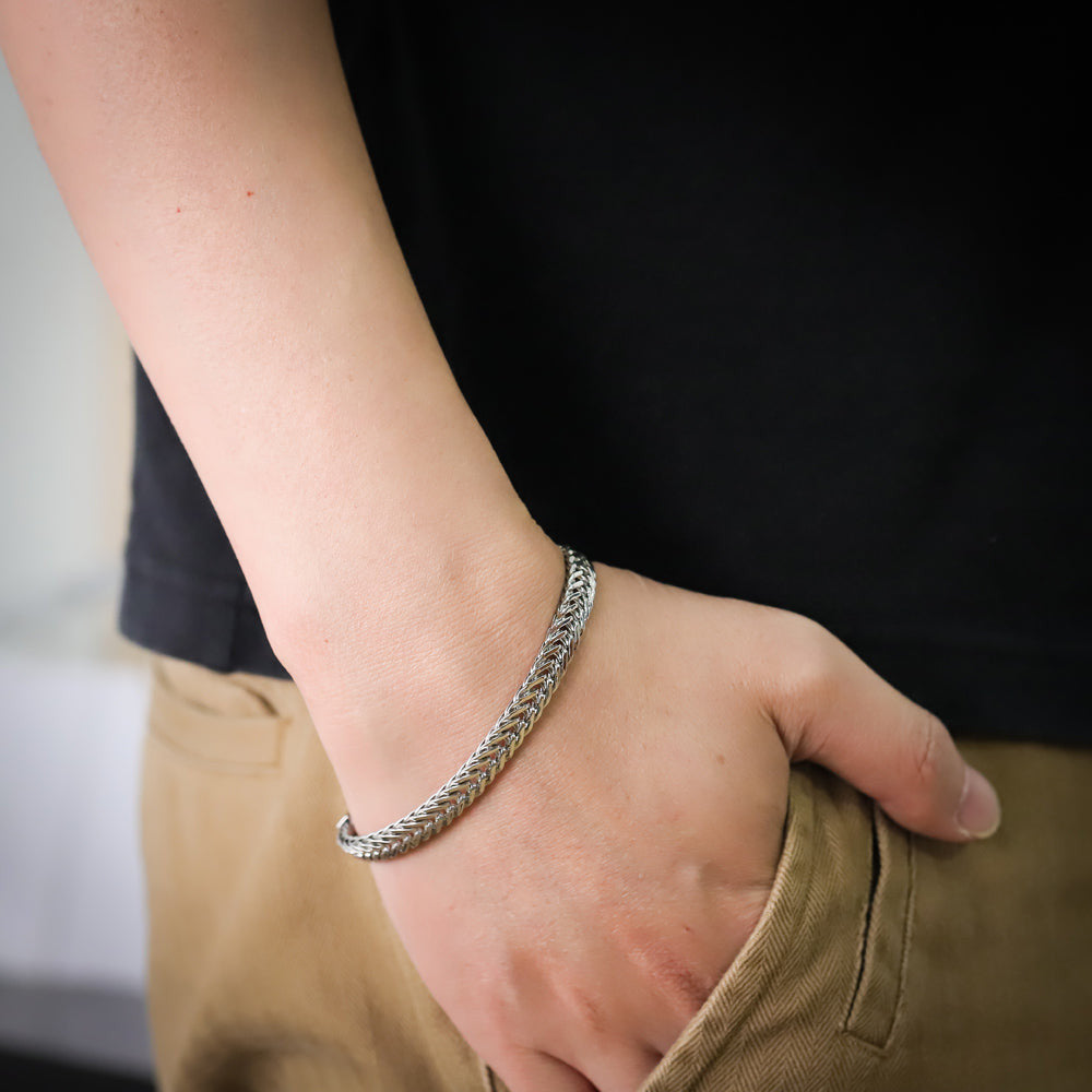 BSS915 STAINLESS STEEL BRACELET AAB CO..