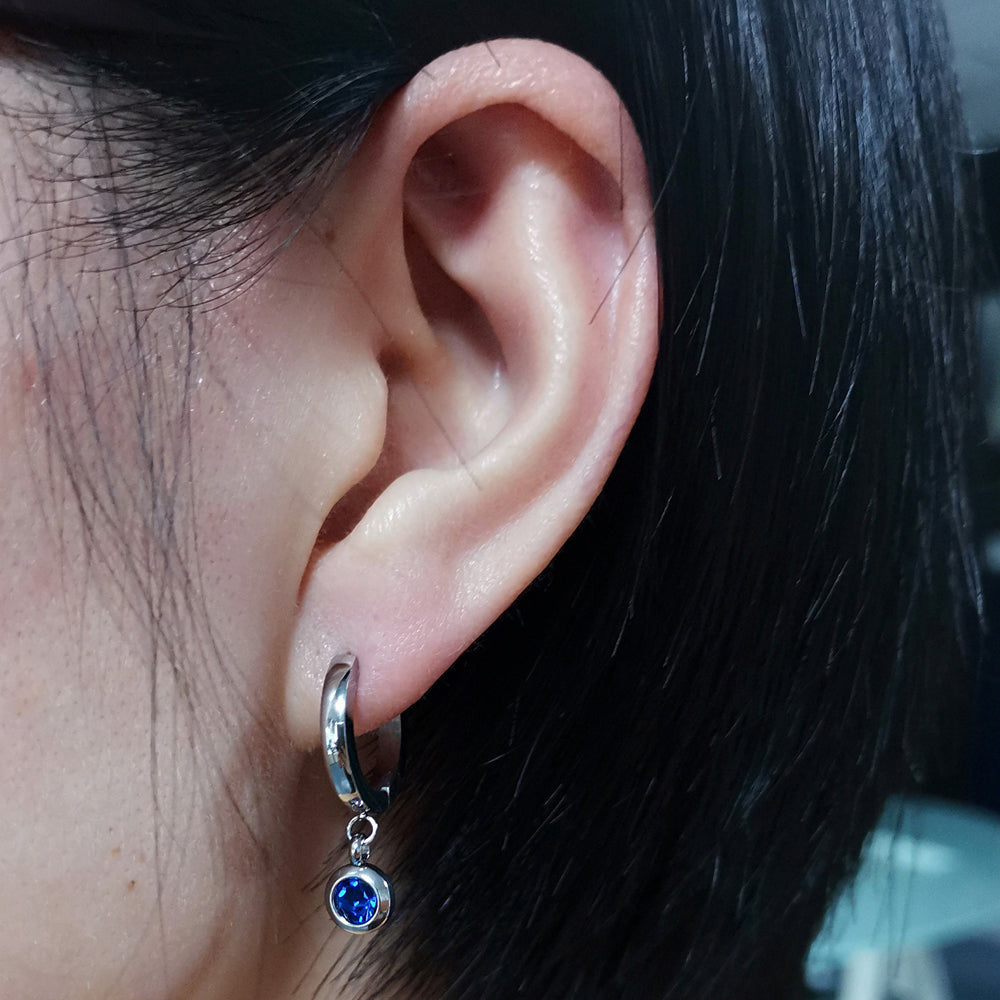 ESS651 STAINLESS STEEL EARRING WITH FOIL STONE AAB CO..