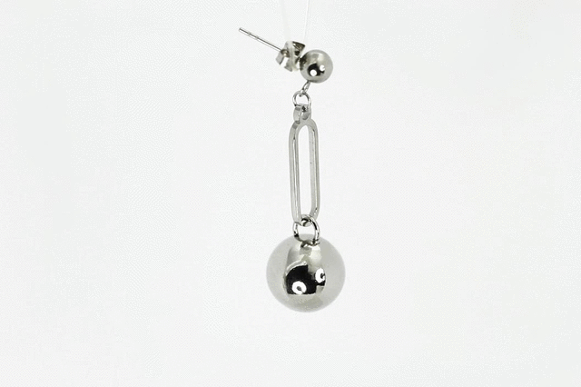 ESS675 STAINLESS STEEL EARRING WITH BALL AAB CO..