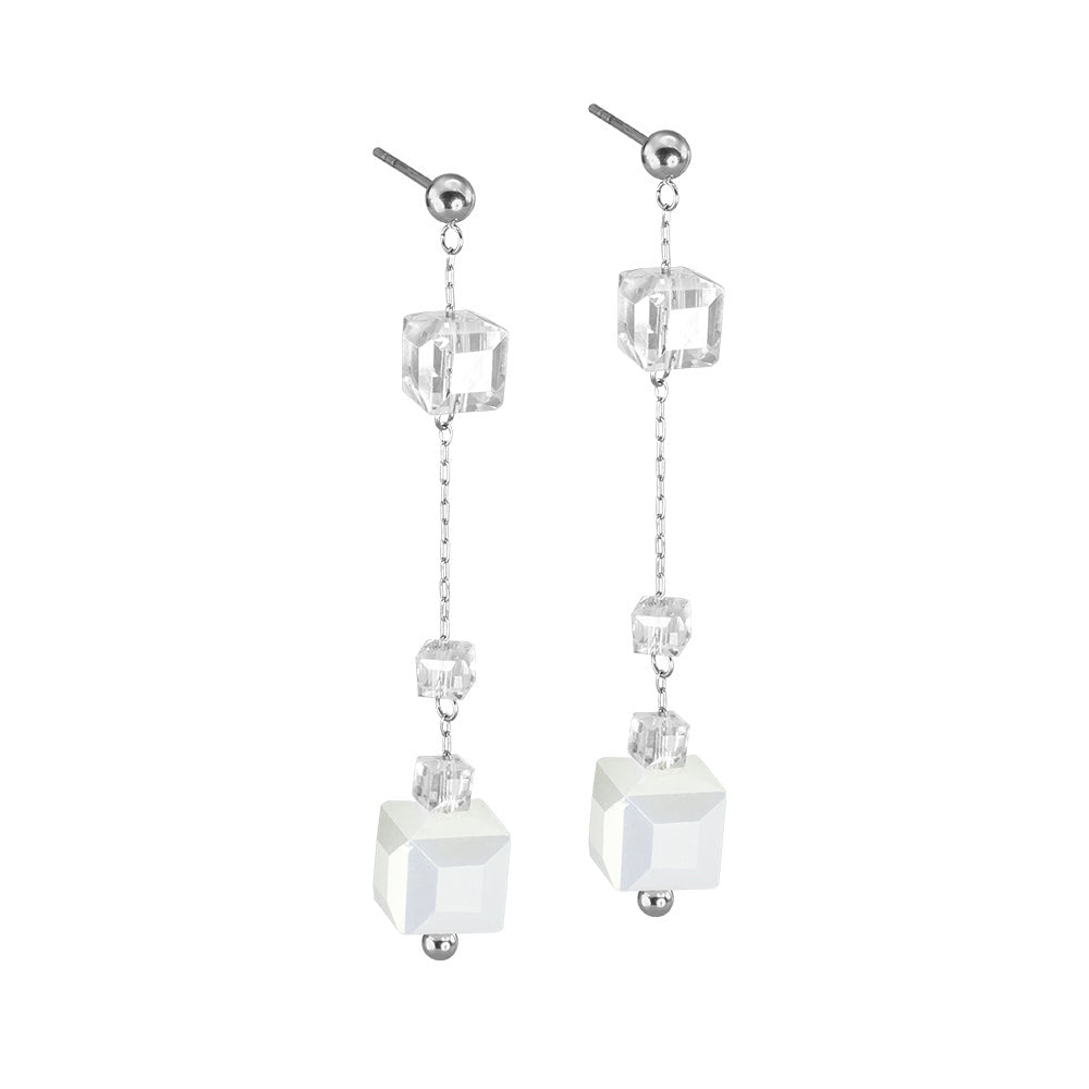 ESS682 STAINLESS STEEL EARRING WITH GLASS AAB CO..