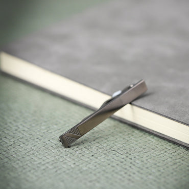 MATS37 STAINLESS STEEL TIE CLIP AAB CO..