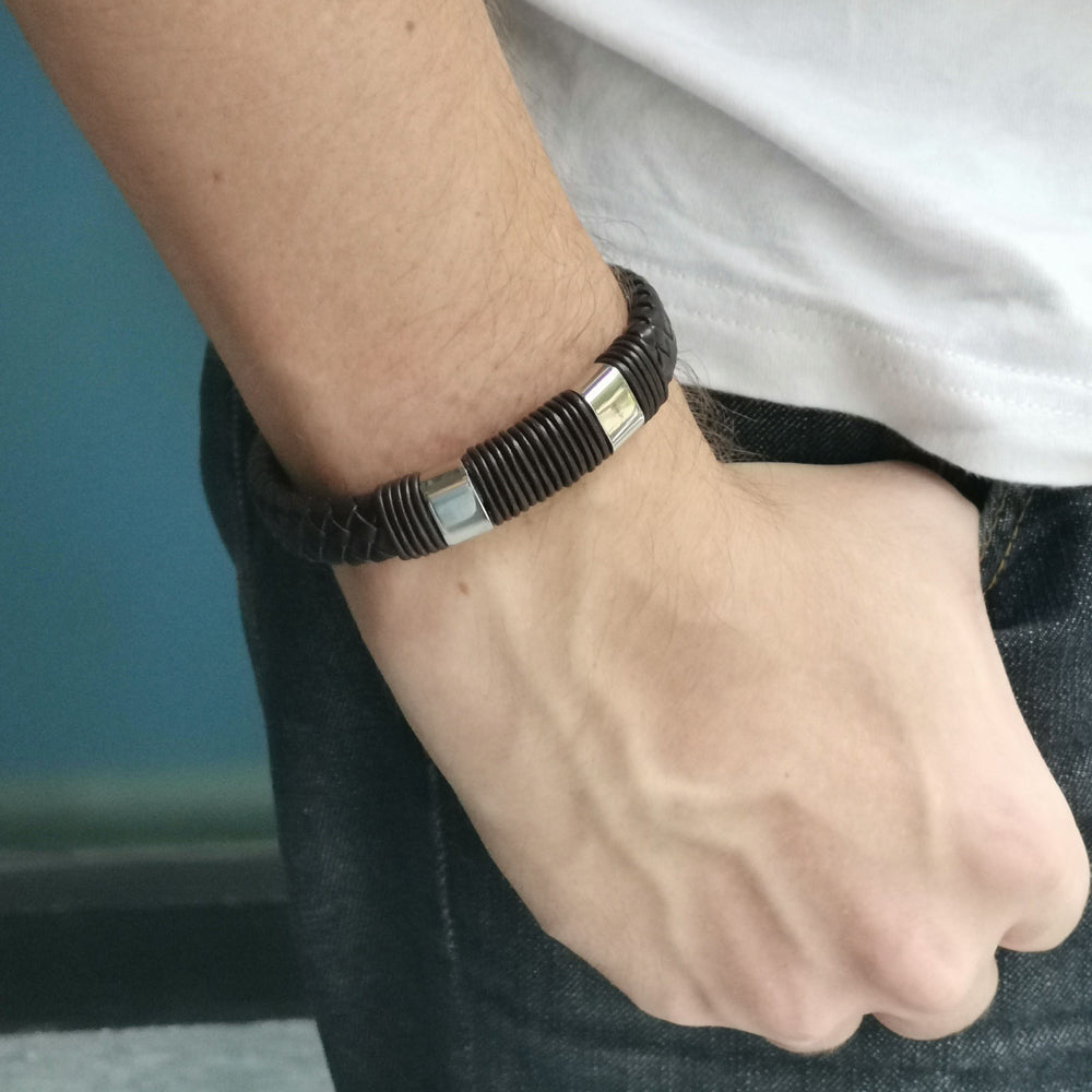 MBSS24 LEATHER BRACELET WITH STAINLESS STEEL CLOSURE AAB CO..
