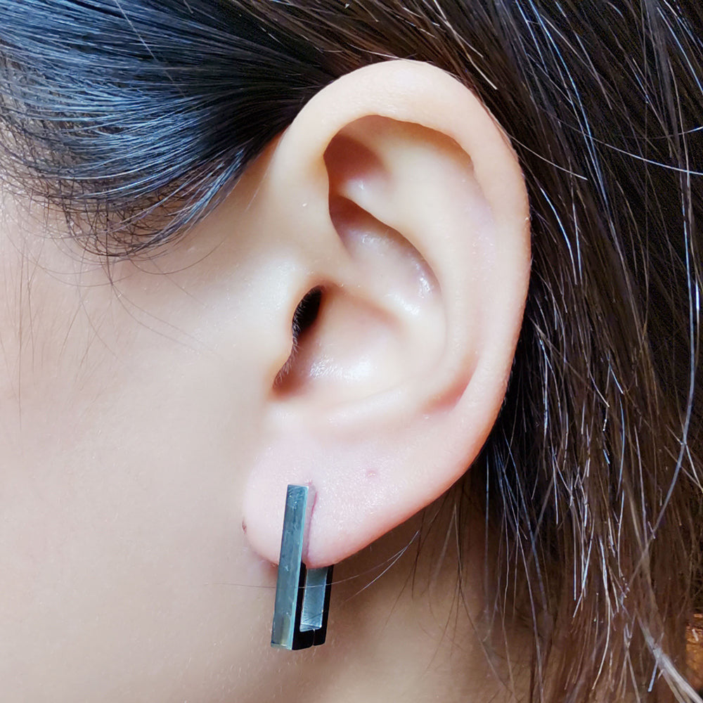 MESS19 STAINLESS STEEL EARRING