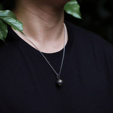 PSS1165 STAINLESS STEEL EARTH PENDANT AAB CO..