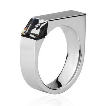 RSS614  STAINLESS STEEL RING CRYSTAL AAB CO..