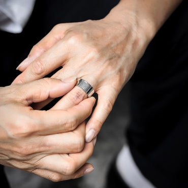 RSSM02 STAINLESS STEEL RING WITH MESH AAB CO..